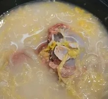 Sour Cabbage Pork Bone Soup