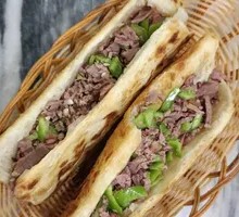 Donkey肠 Rice Noodles with Fried Bread
