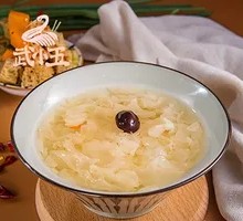 Rock Sugar Silver Ear Soup