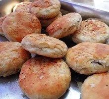 Braised flatbread with seasoned egg