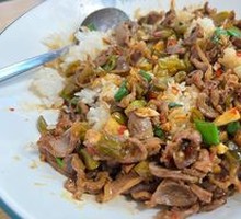 Sour Cabbage Stir-Fried Chicken Offal