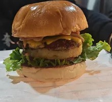 Hawaiian Pineapple Cheese Burger