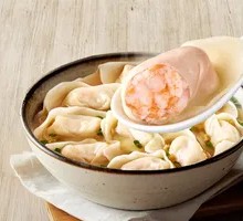 水晶虾仁大馄饨