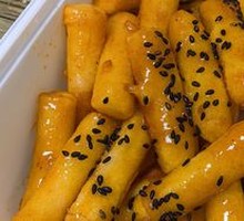 Spicy Stir-Fried Rice Cake Strips