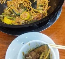 招牌红焖肉焖面