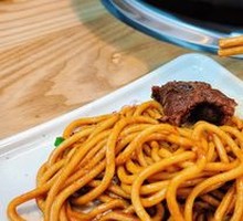 Braised Spare Ribs with Fresh String Beans and Noodles