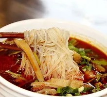 浩特牛杂米线