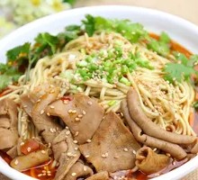 牛杂拉面
