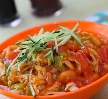Tomato Noodles with Sauce
