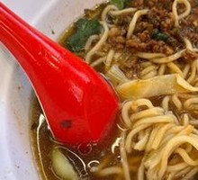 Classic Bolognese Spaghetti