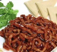Beijing-style Shredded Pork in Soy Sauce