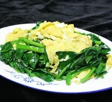 Spinach Black Mushroom Egg Stir-fry