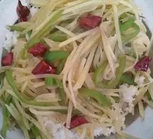 Green Pepper and Potato Noodles Rice Bowl