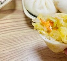 西胡鸡蛋包子