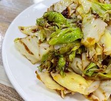 Stir-Fried Cabbage with Sauce