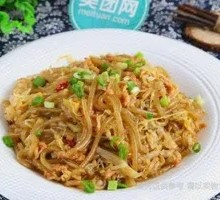 Sour Cabbage with Pork and Vermicelli