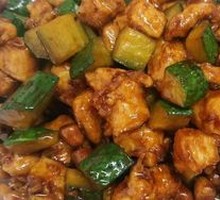酱爆果仁鸡丁