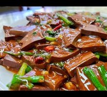 Stir-fried Duck Blood with Leeks