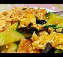 Wood Ear Mushroom and Pork Rice Bowl