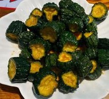 芥末黄瓜墩