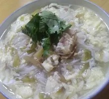 Pickled Vegetable and Pork Noodle Soup