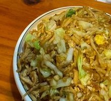 Stir-Fried Noodles with Shredded Pork