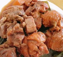 鸡肉牛肉拼盘饭