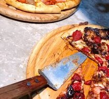 Strawberry Chocolate Pizza