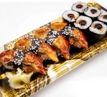 鳗鱼寿司小拼盘