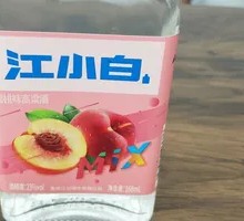 江小白蜜桃味