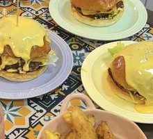 瀑布芝士牛肉堡