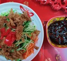 天津卫传统炸酱面