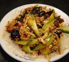 Scallion Stir-Fry with Meat over Rice