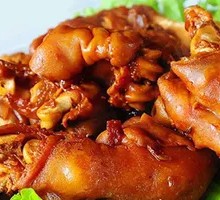 Secret-Recipe Lamb Trotters