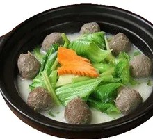 Braised Meatballs in Clay Pot