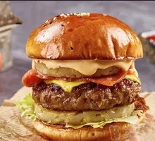 Pineapple Beef Burger