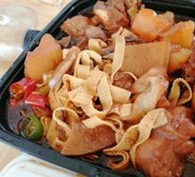 Stewed Chicken with Brown Sauce