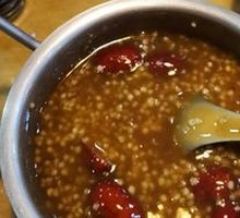 小米红糖枣粥