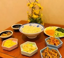 Three Delicacies Noodle Soup