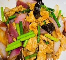 Pan-Fried Pork with Vegetables