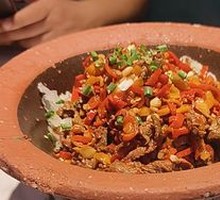 Stir-Fried Beef with Yellow Onion