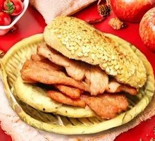 Braised Flatbread with Pork Tenderloin