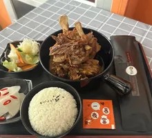 Soy-Braised Pork Spine Rice