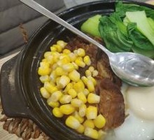 Pig's Foot Rice in a Pot