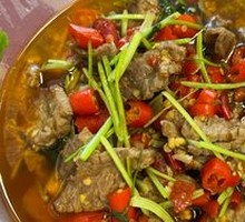 Stir-Fried Beef with Yellow Onion