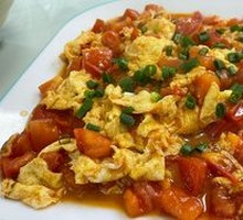 Tomato and Egg Stir-Fry