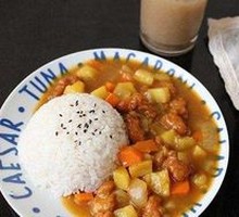 咖喱鸡块饭