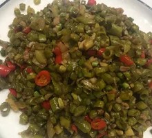 Sour Pickled Beans with Minced Pork