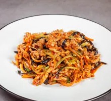 Fish-Flavored Shredded Pork Noodles