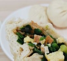 Leek and Egg Dumplings
